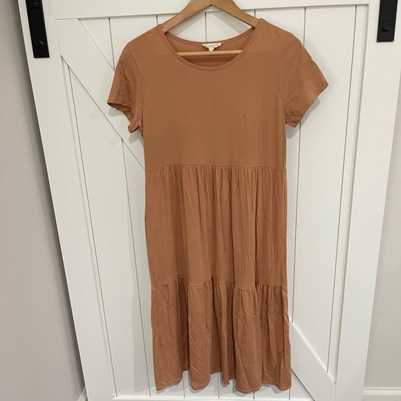 See you Monday nude color dress size large with jacket by Solitare size Med - Picture 2 of 8